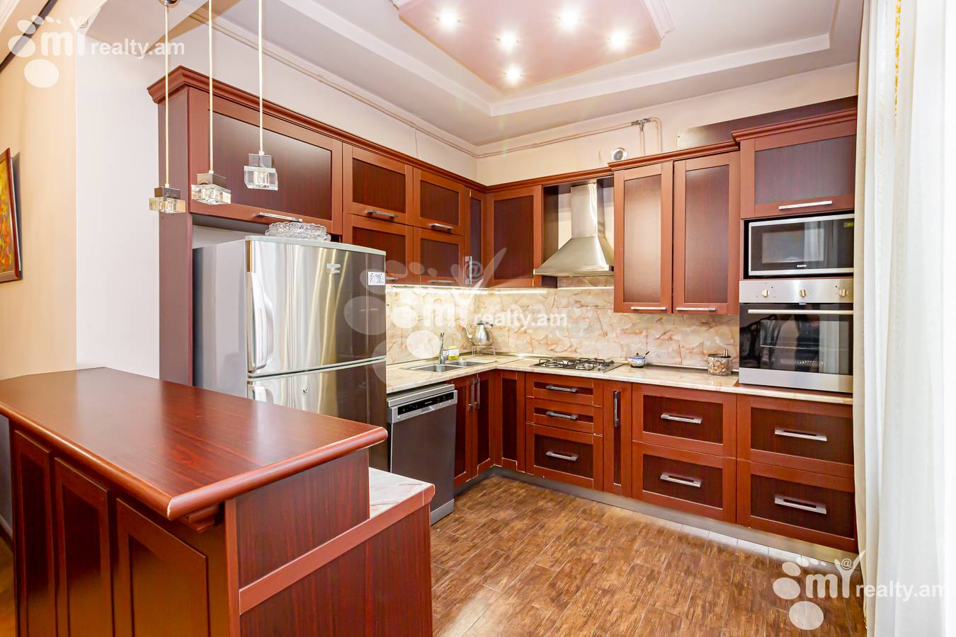 3 bedroom apartment for sale Teryan St, Center Yerevan, 151869