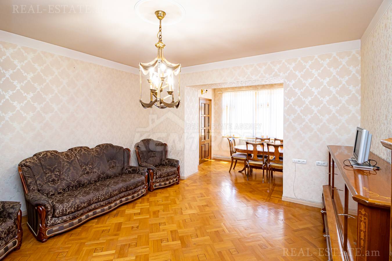 3 bedroom apartment for sale خیابان کومیتاس, عربگیر ایروان, 138913