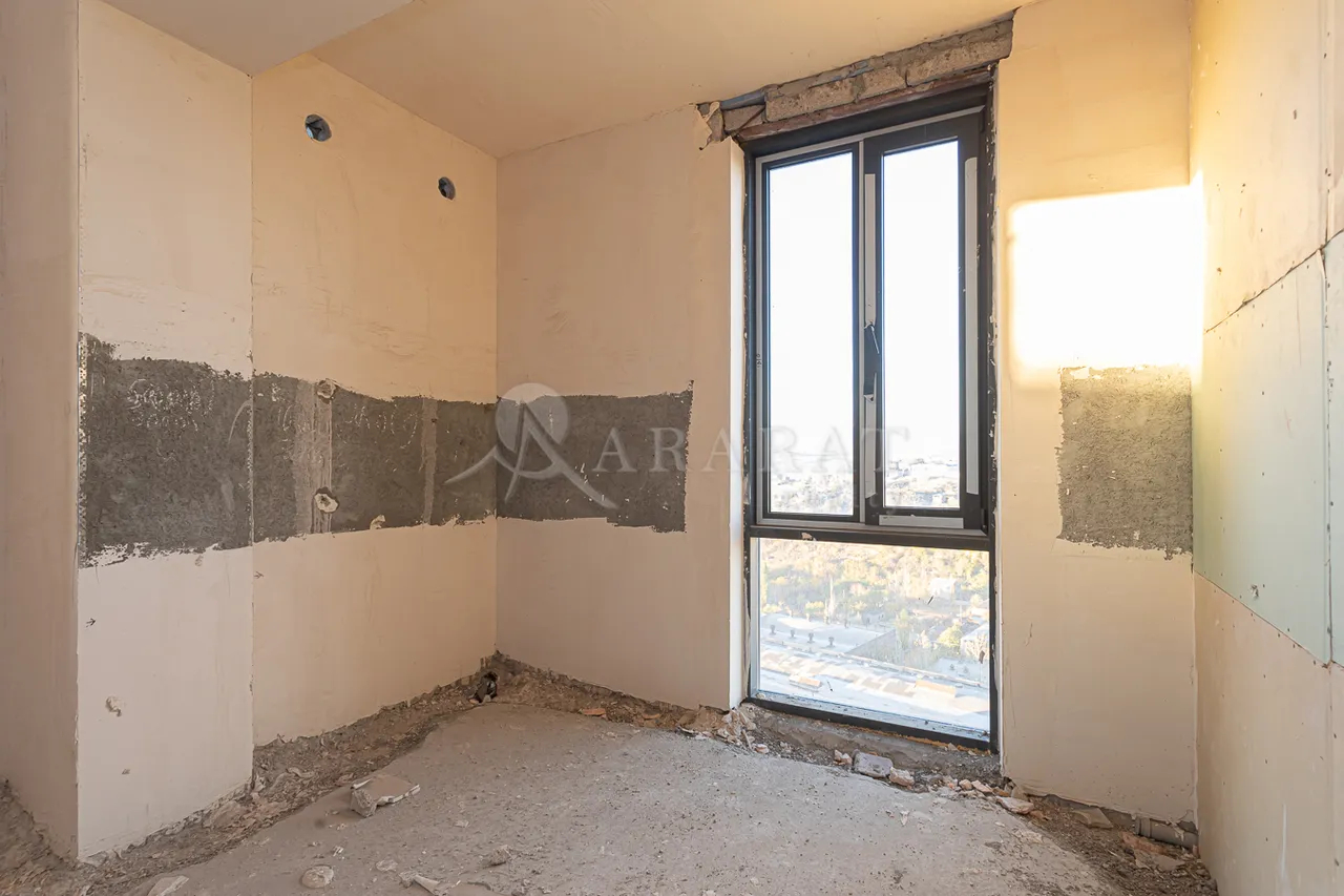 Купить 4 комнатную квартиру Адонц ул, Арабкир Ереван, 157884