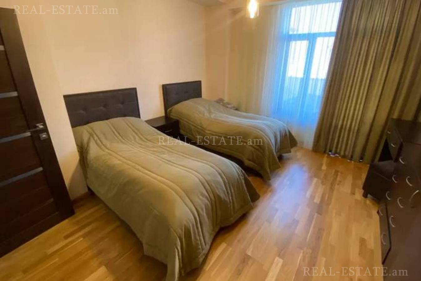 Купить 4 комнатную квартиру Севак ул, Канакер-Зейтун Ереван, 128184