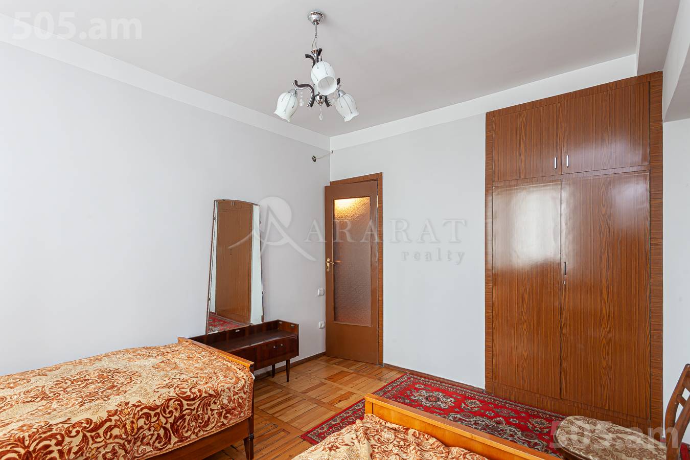 Купить 3 комнатную квартиру Каджазнуни ул, Центр Ереван, 147791