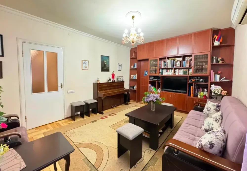 bnakaran/4-senyakanoc/Sayat-Nova+district/Avan/Yerevan