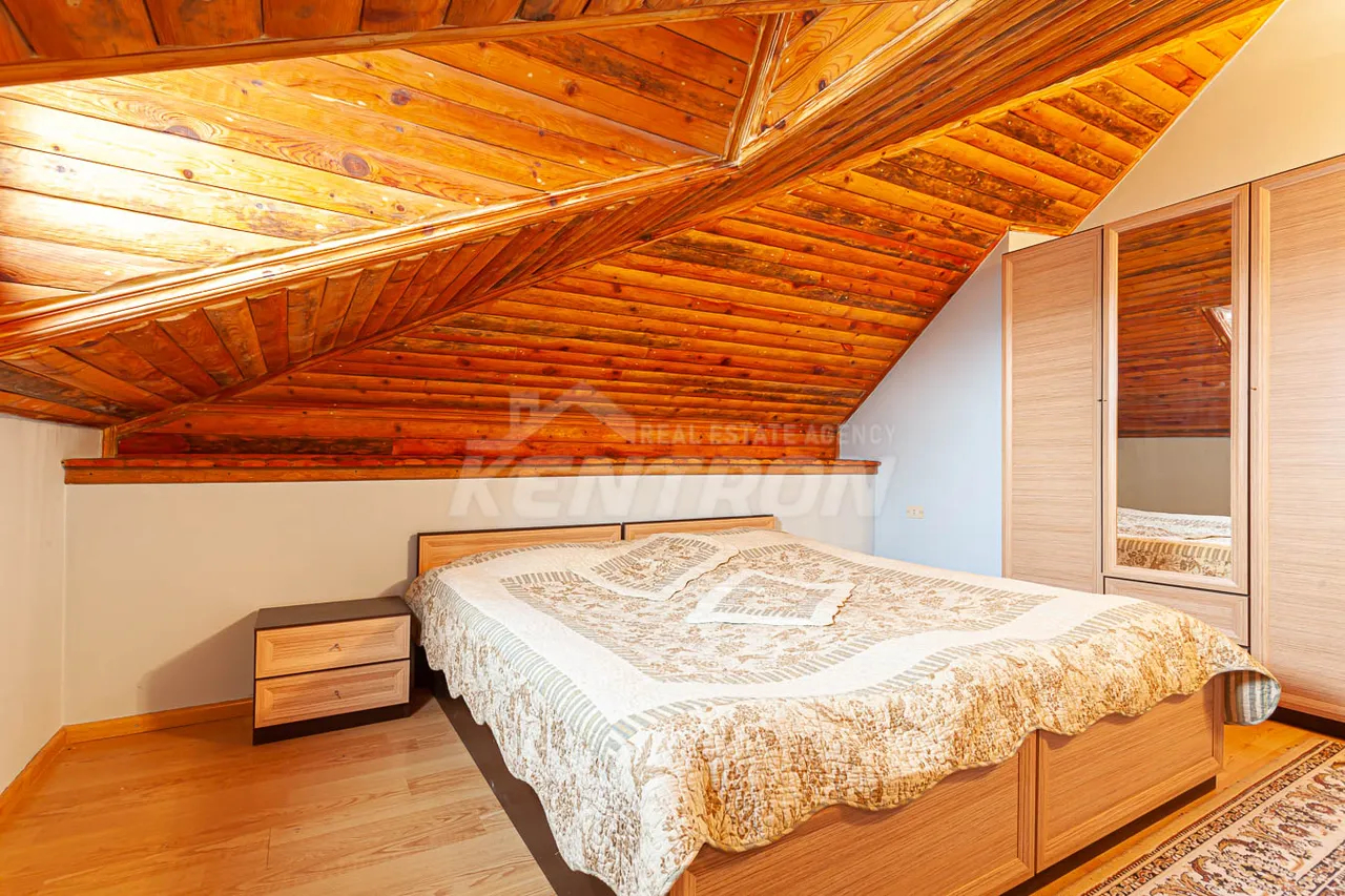 House for sale Pirumyans St, Davtachène Yerevan, 157261