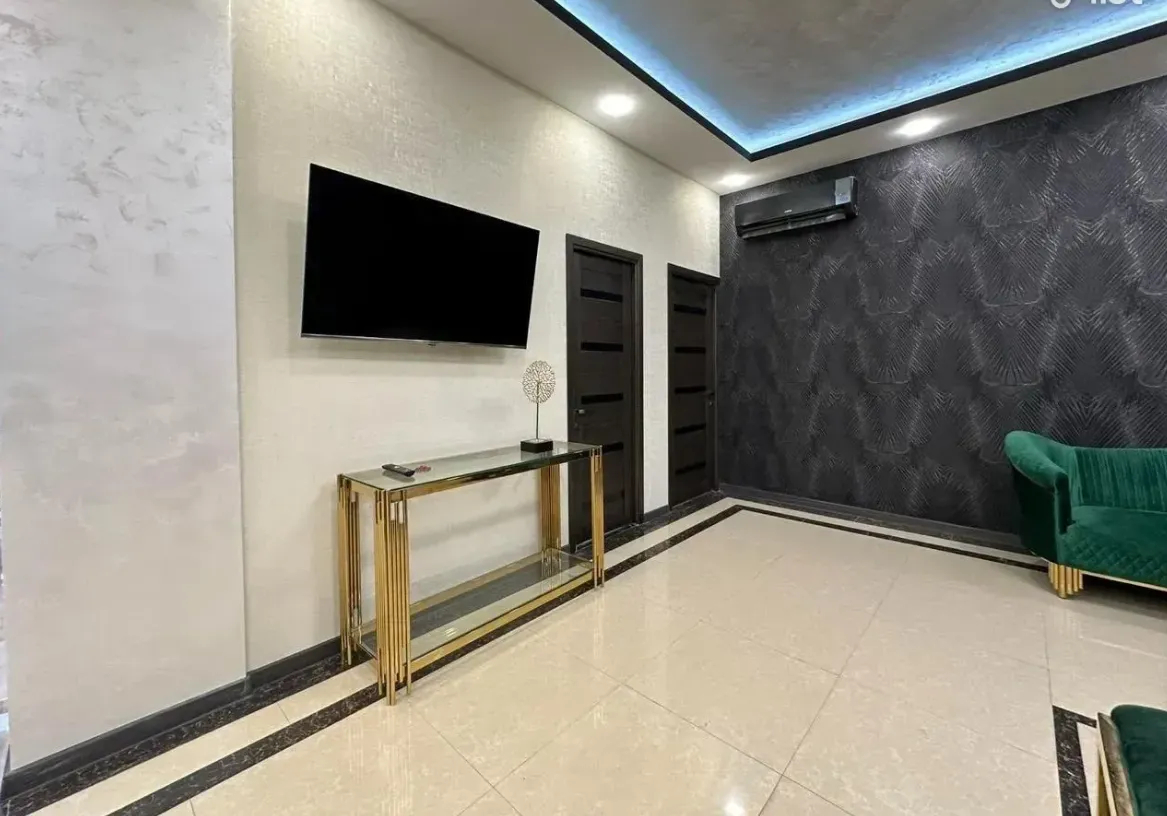 3 bedroom apartment for rent Yekmalyan St, Center Yerevan, 161572