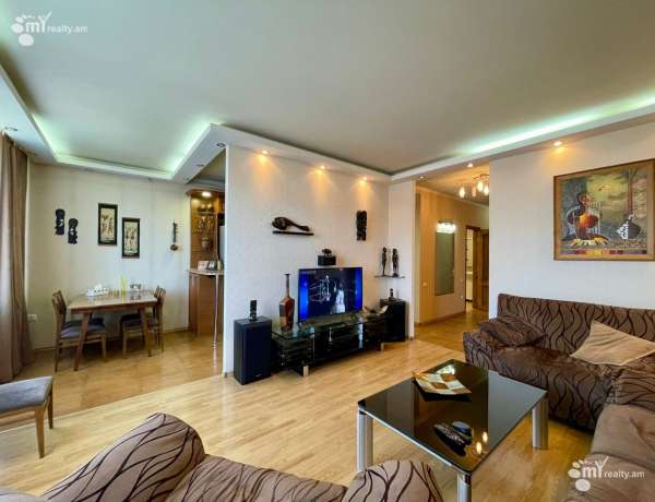 2-senyakanoc-bnakaran-vacharq-Yerevan-Center