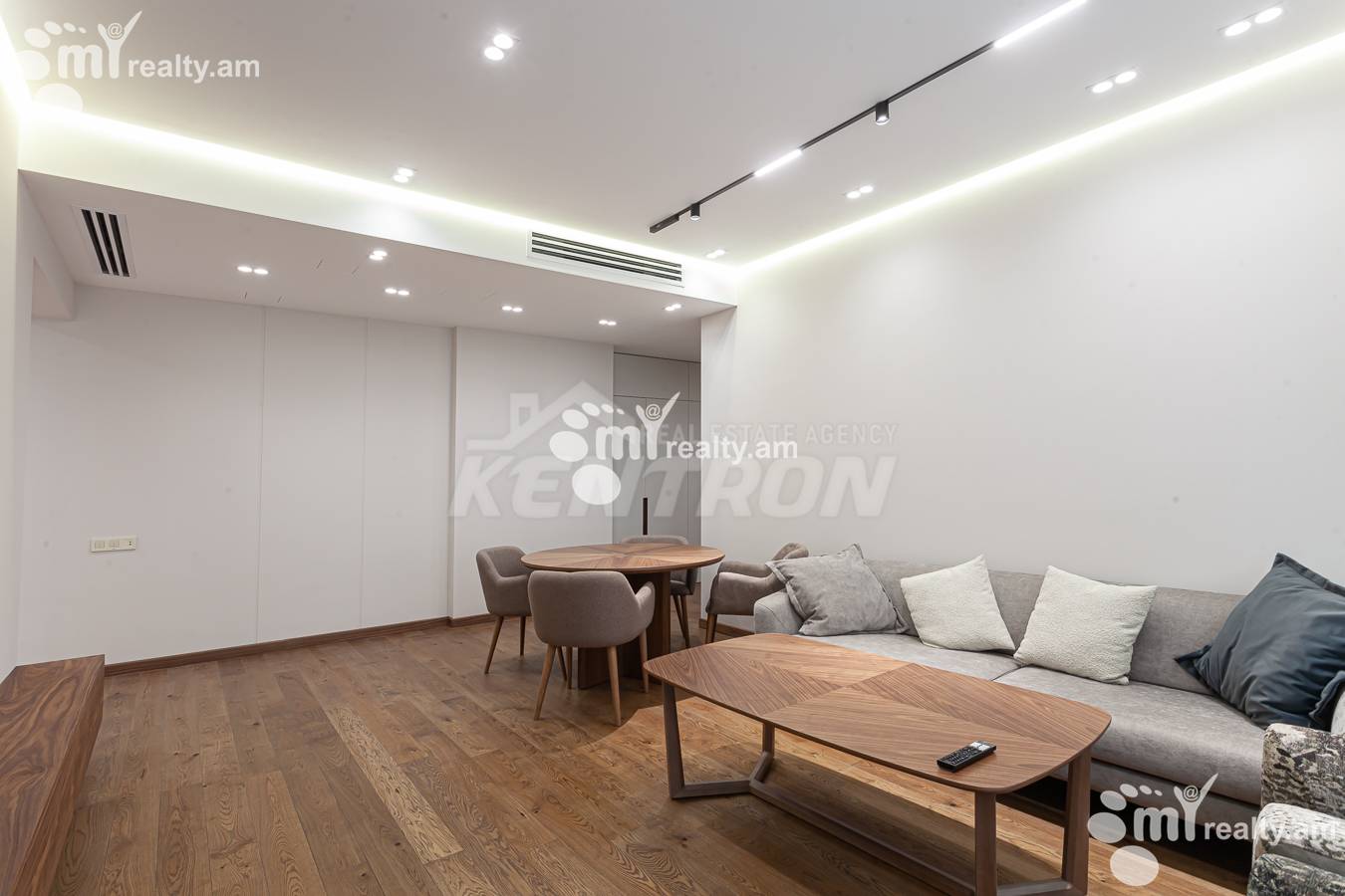 3 bedroom apartment for rent Teryan St, Center Yerevan, 155487