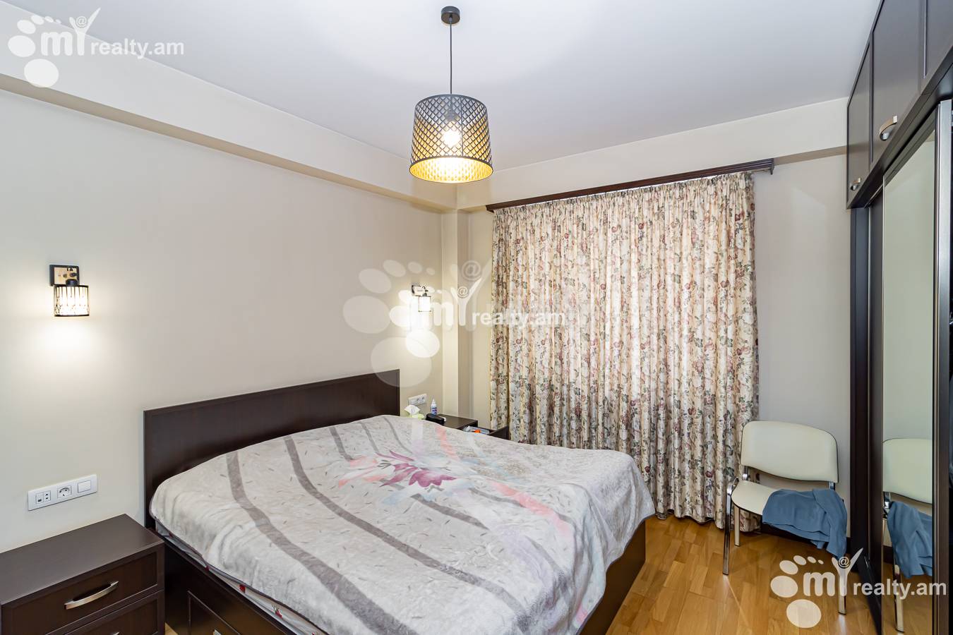 4 bedroom apartment for sale Antarayin St, Center Yerevan, 149052