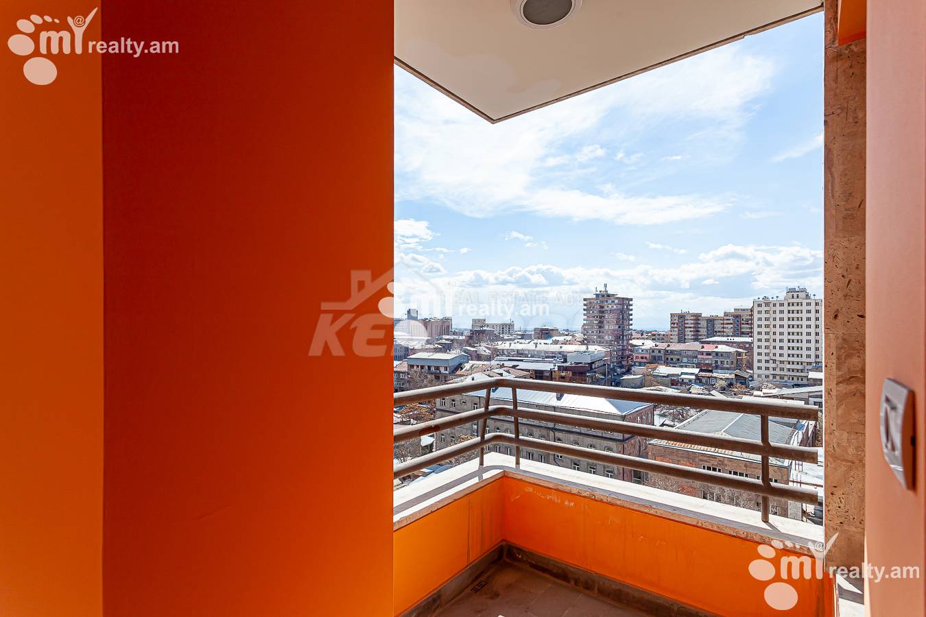 5 bedroom apartment for rent Leo St, Center Yerevan, 153083