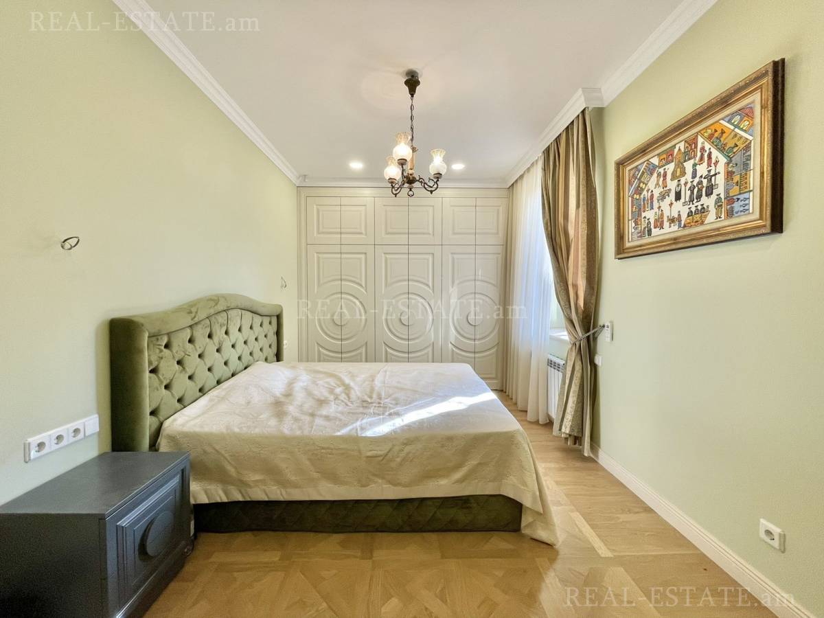 4 bedroom apartment for sale خیابان آرام, مرکز شهر ایروان, 112955