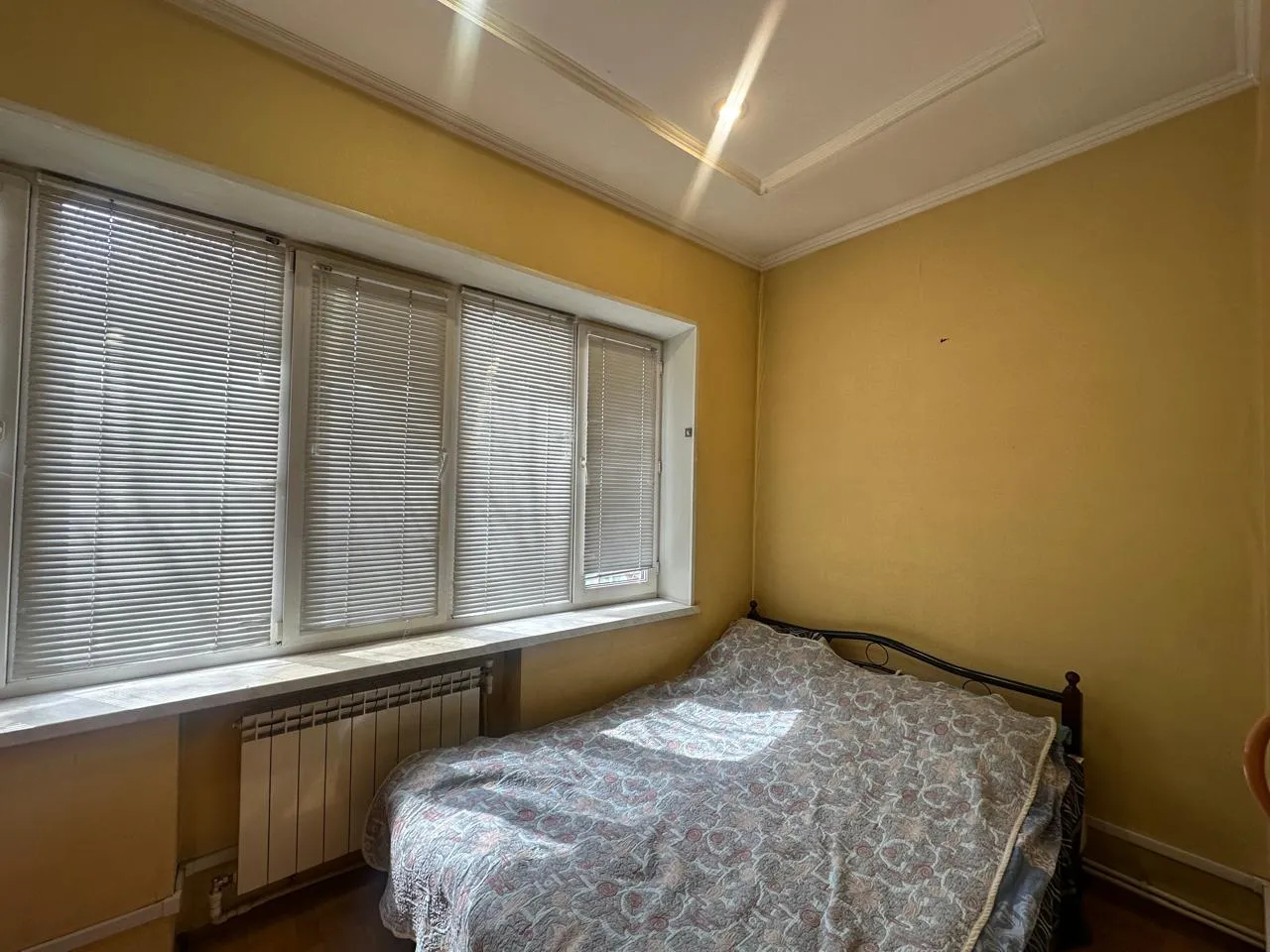 3 սենյականոց բնակարան  Աբովյան փող, Կենտրոն Երևան, 159901