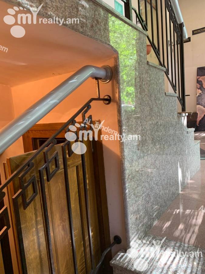 Commercial for rent خیابان کومیتاس, عربگیر ایروان, 156504