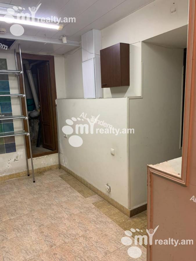 Commercial for rent خیابان کومیتاس, عربگیر ایروان, 156504