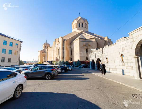 3-senyakanoc-bnakaran-vacharq-Yerevan-Center