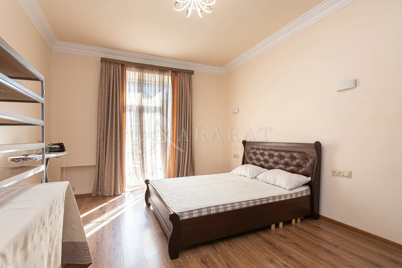 3 bedroom apartment for rent Kasyan St, Arabkir Yerevan, 157540