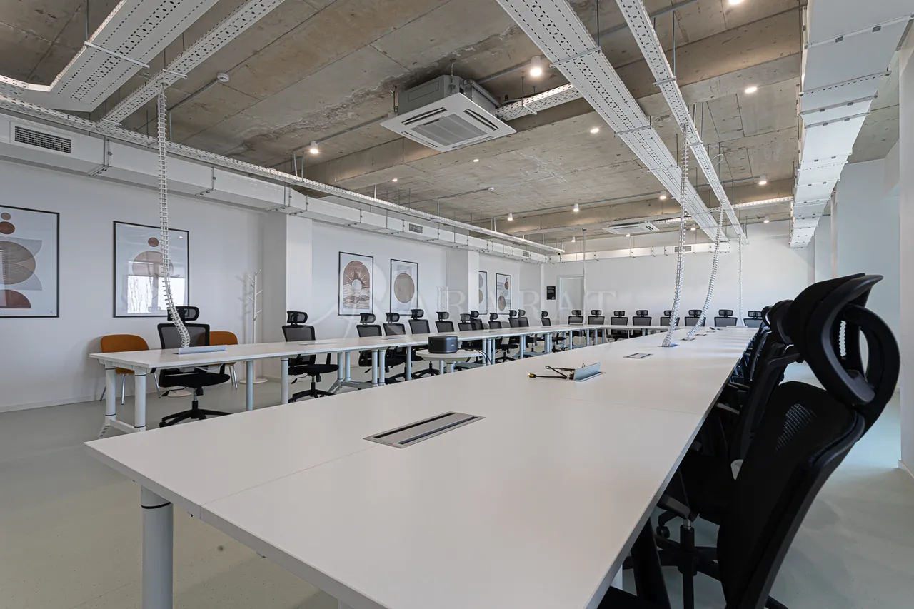 Снять коммерческoе помещение Джрвеж, Джрвеж Котайк, 158120