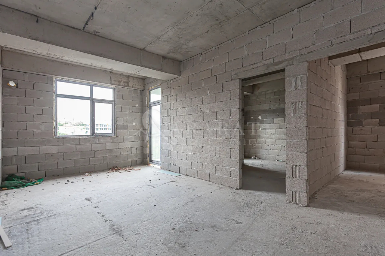 3 bedroom apartment for sale Antarayin St, Center Yerevan, 157909