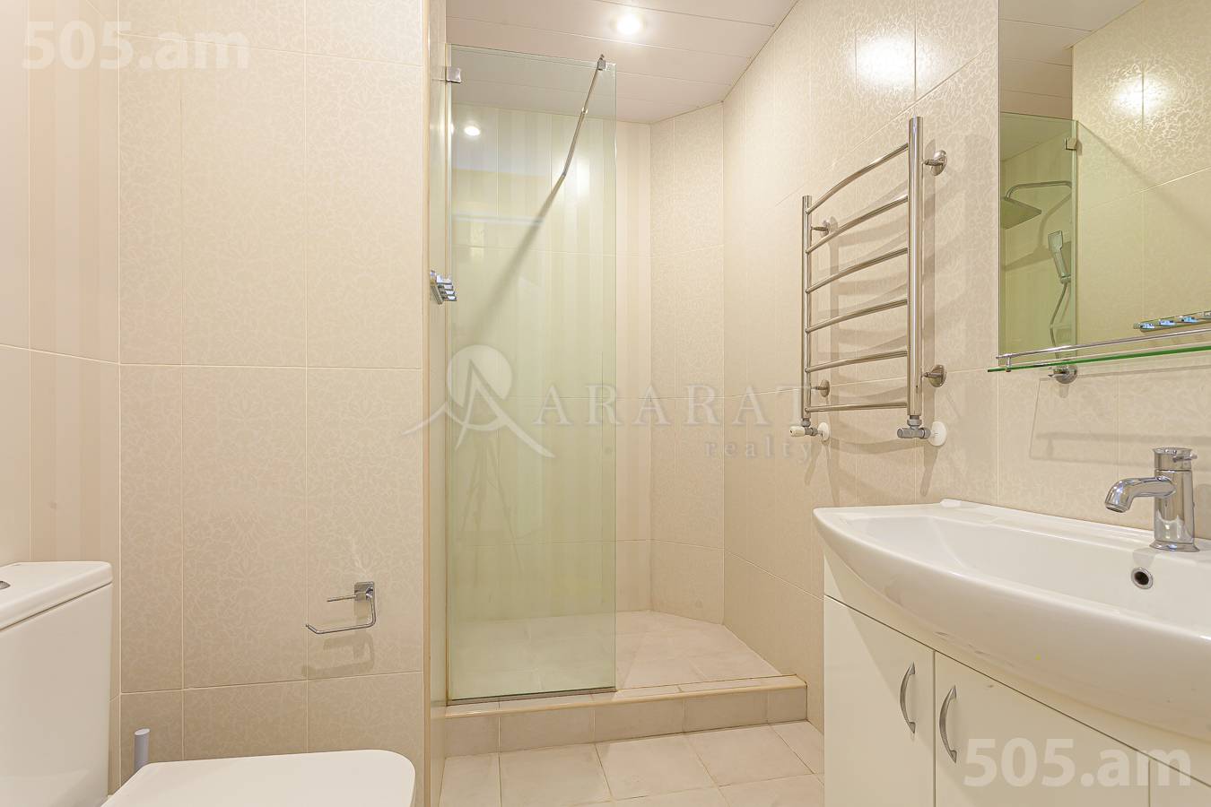 Купить 3 комнатную квартиру Гюлбенкян ул, Арабкир Ереван, 149327