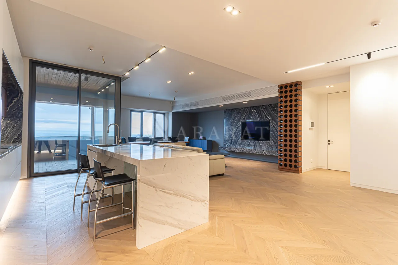 Купить 4 комнатную квартиру Пушкин ул, Центр Ереван, 157581