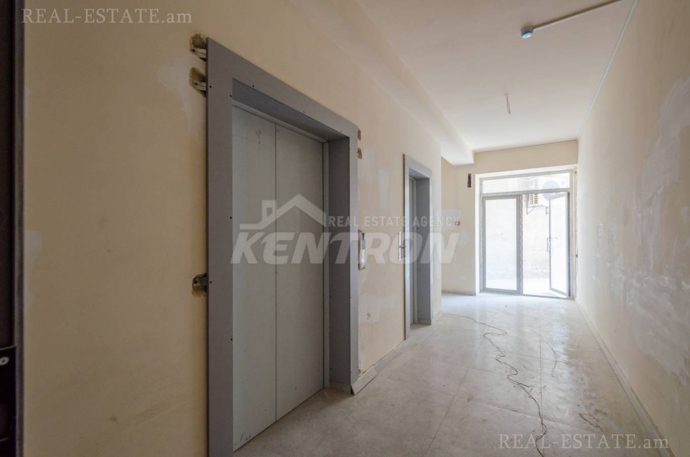 3 bedroom apartment for sale Paronyan St, Center Yerevan, 136720
