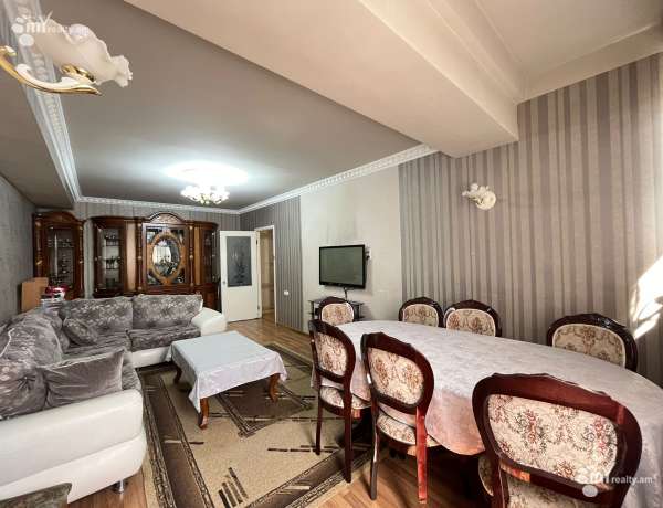 3-senyakanoc-bnakaran-vacharq-Yerevan-Avan