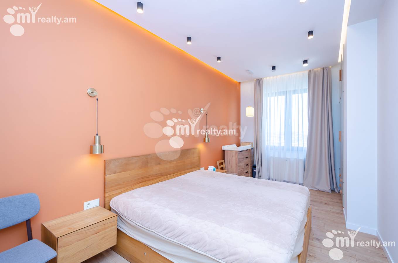 4 սենյականոց բնակարան  Նանսենի փող, Նոր Նորք Երևան, 151151