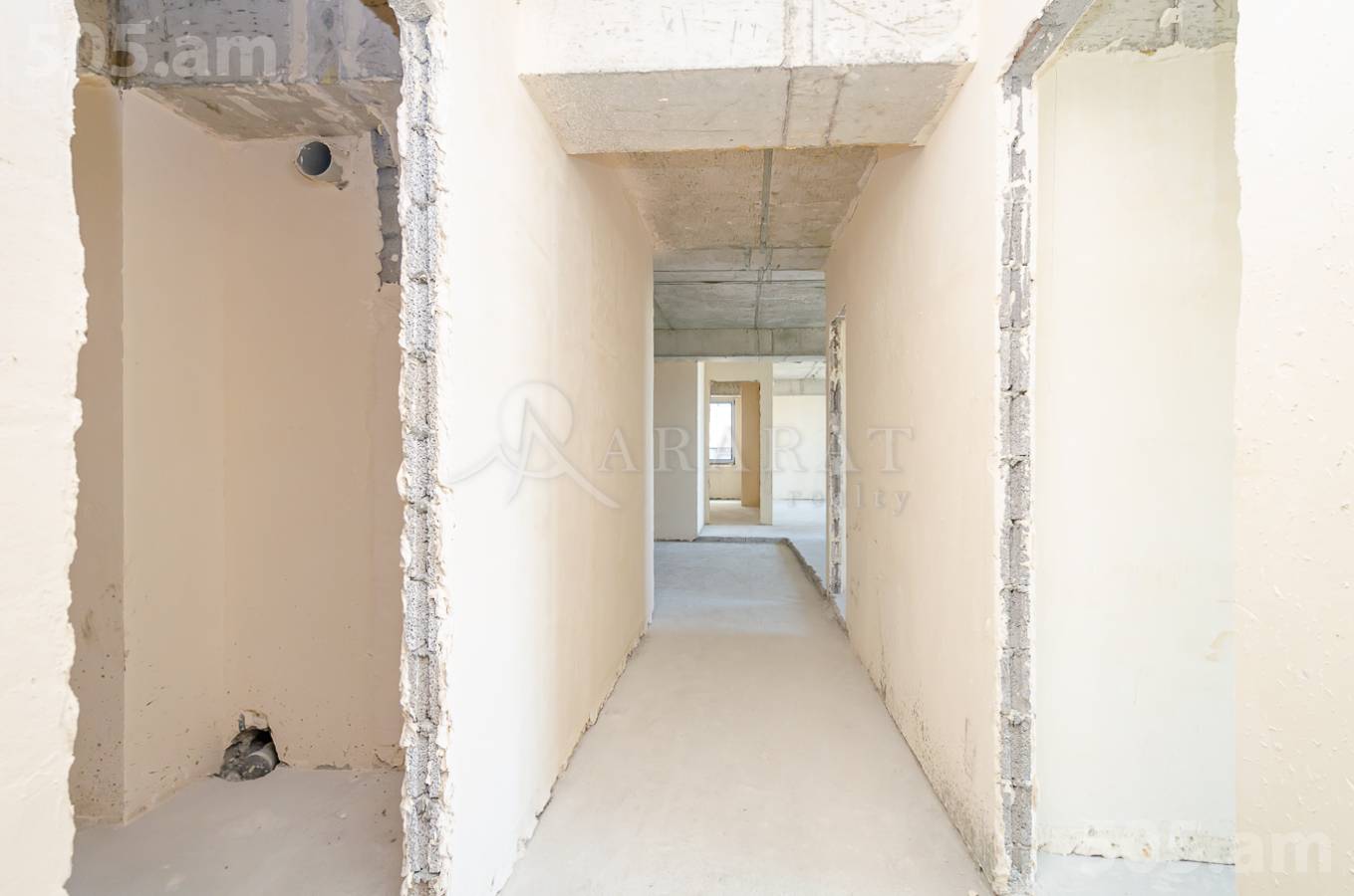 Купить 5 комнатную квартиру Малхасянц ул, Арабкир Ереван, 152738