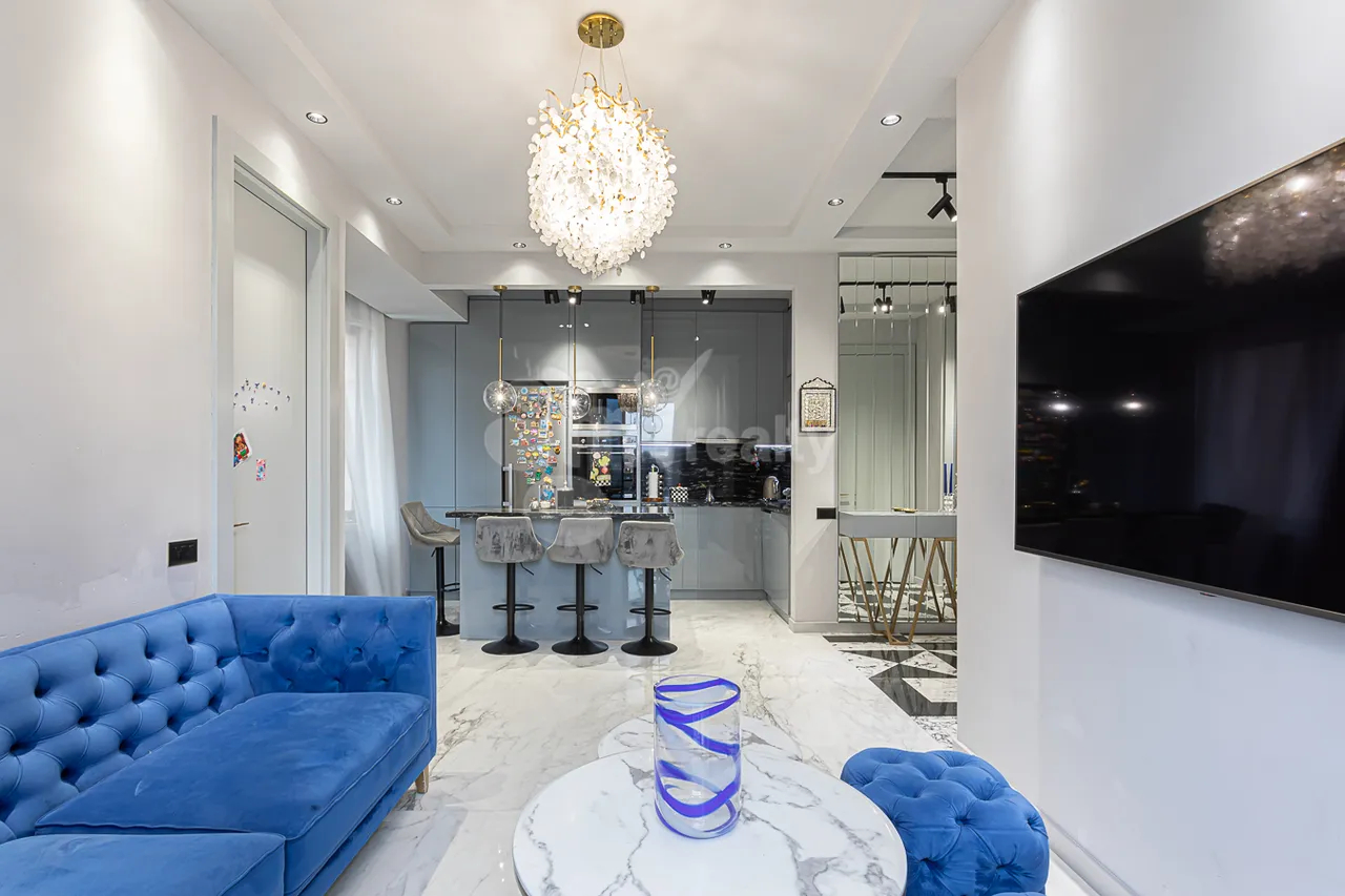 3 սենյականոց բնակարան վարձով Բուզանդի փող, Կենտրոն Երևան, 159631