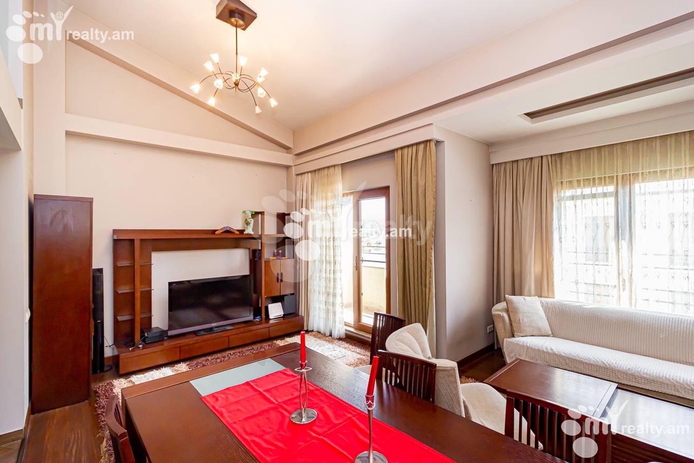 6 սենյականոց բնակարան  Ծարավ Աղբյուրի փող., Ավան Երևան, 152028