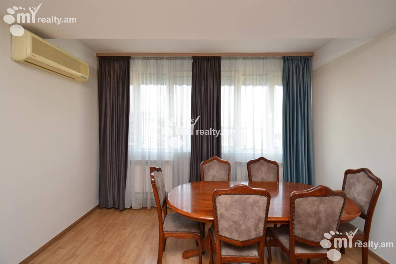 3 bedroom apartment for rent Sayat-Nova Ave, Center Yerevan, 158025