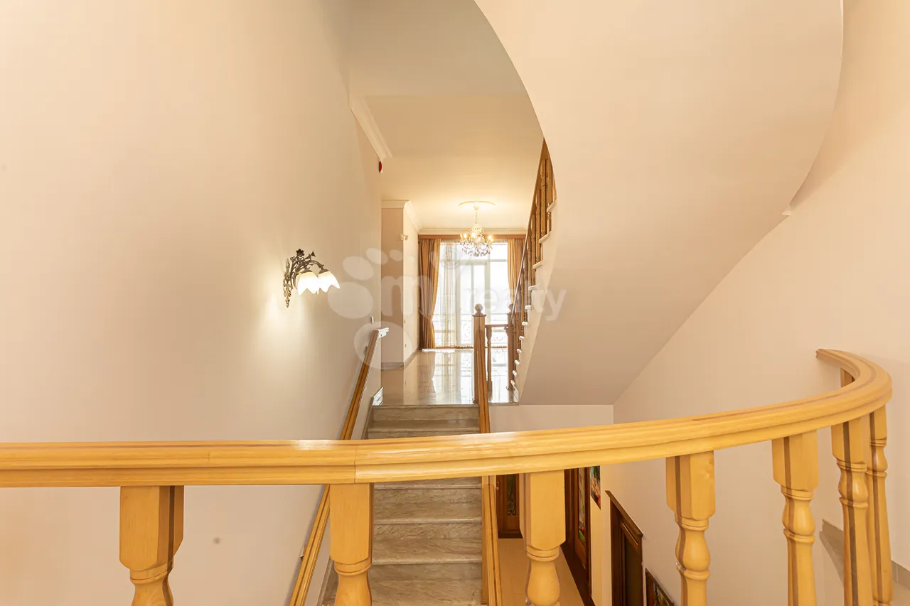 House for sale Tsarav Aghbyur St, Avan Yerevan, 159132