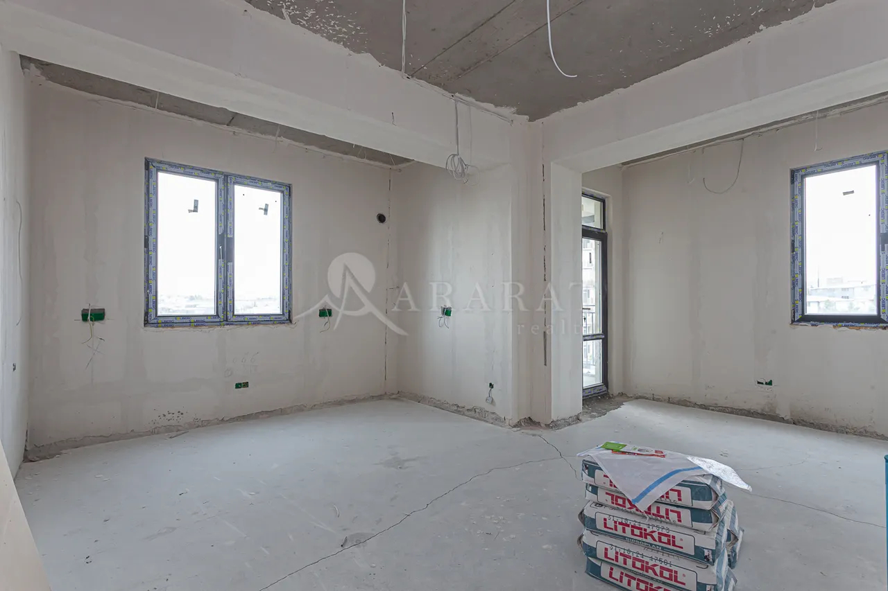 3 bedroom apartment for sale Hasratyan st., Ajapnyak Yerevan, 157405