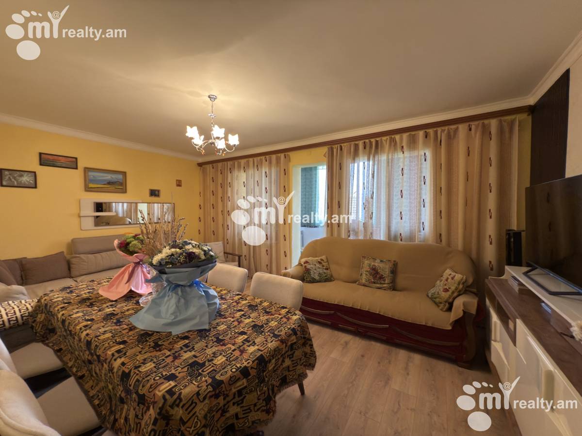 3 bedroom apartment for sale Davtashen 4 district, Davtachène Yerevan, 156549