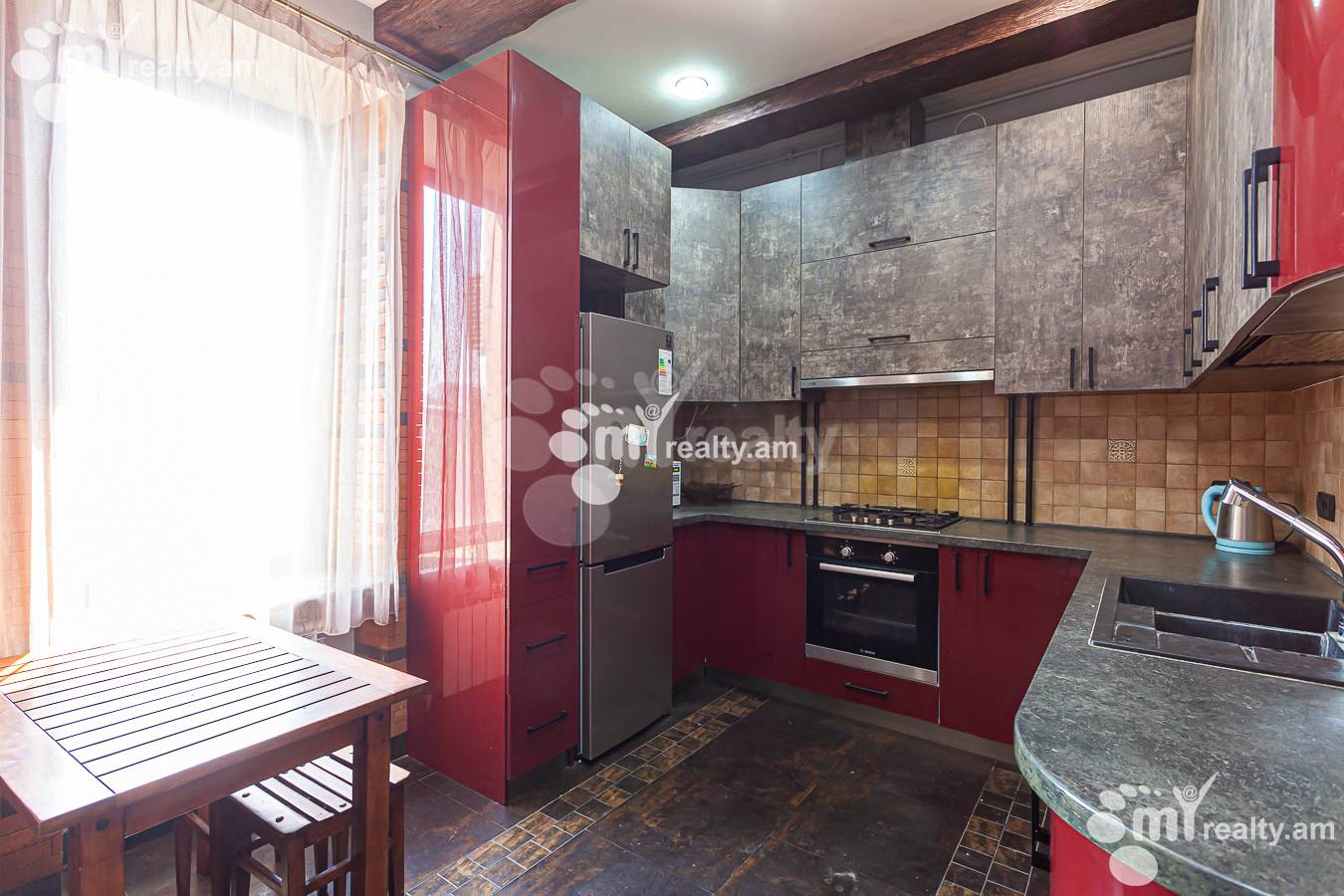 4 bedroom apartment for rent Paronyan St, Center Yerevan, 152347