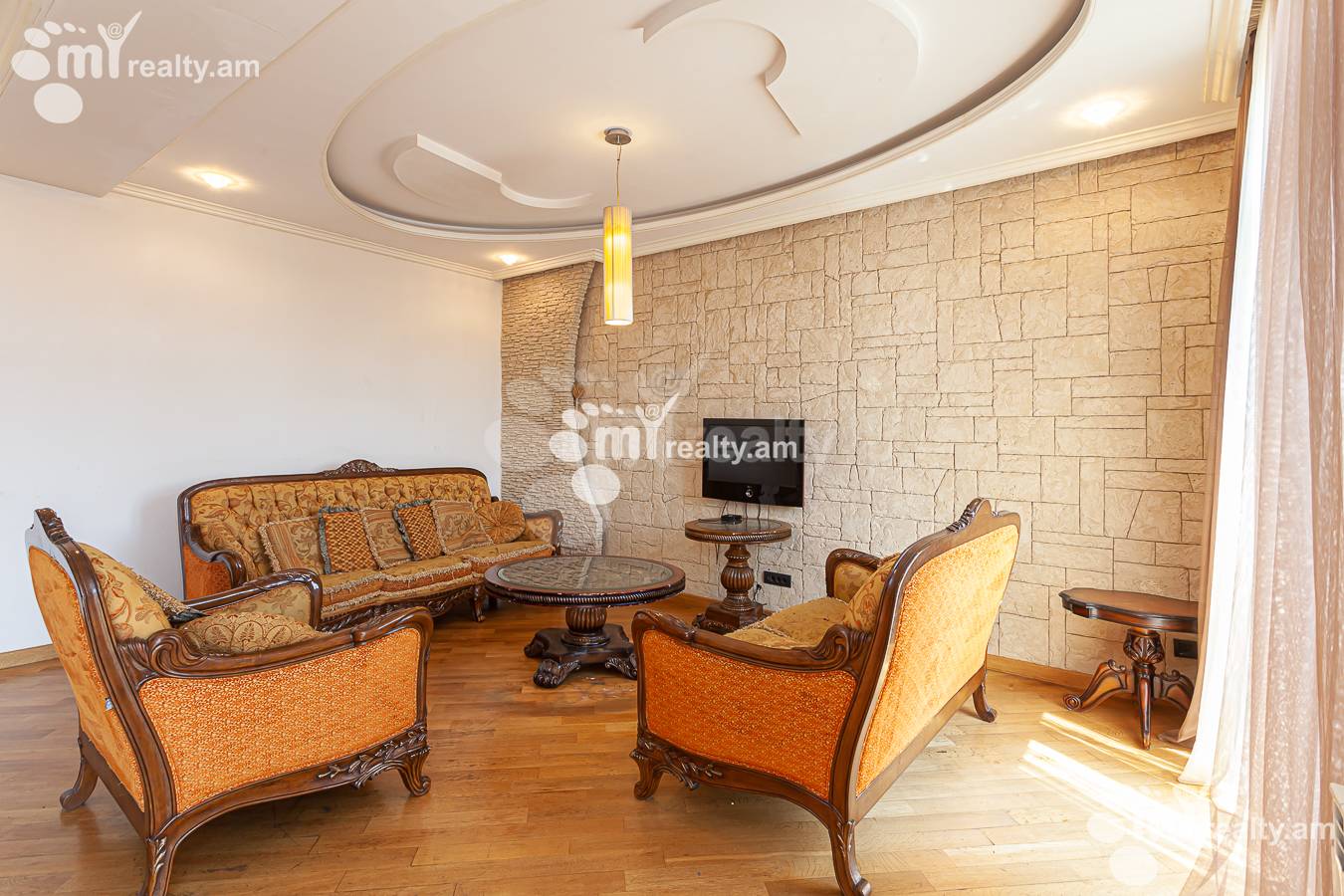4 bedroom apartment for rent Paronyan St, Center Yerevan, 152347