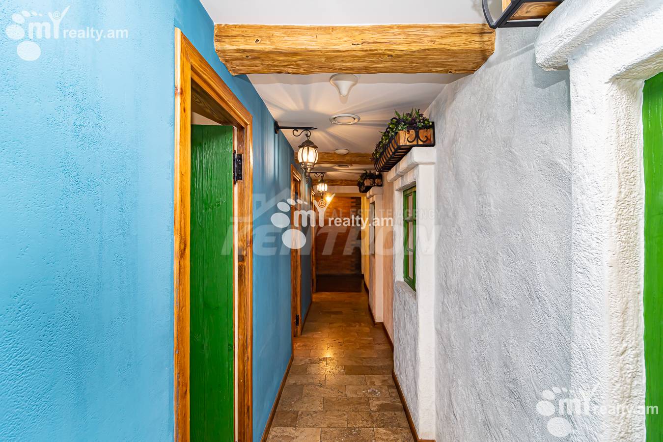 Купить 1 комнатную квартиру Аршакуняц пр, Центр Ереван, 149847