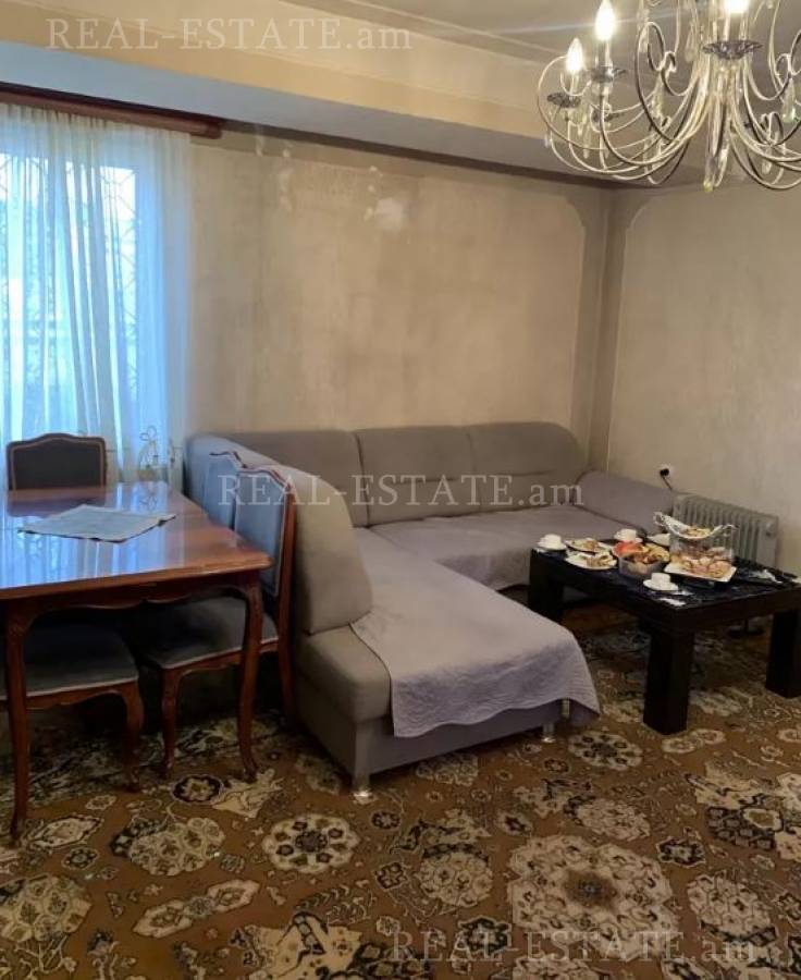 2 սենյականոց բնակարան  Ե. Քոչար փող, Կենտրոն Երևան, 131609