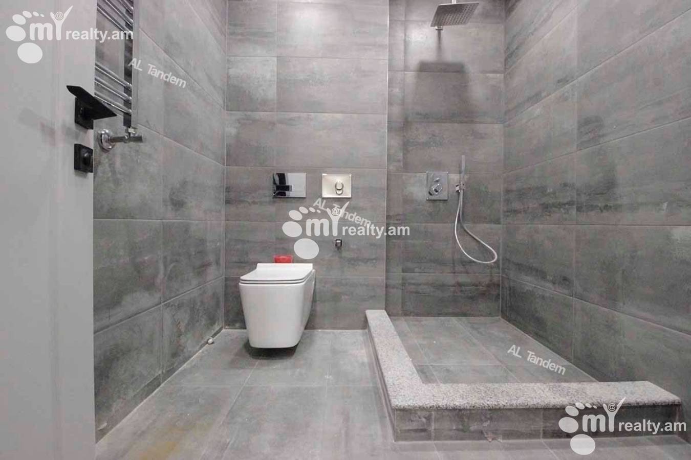 4 bedroom apartment for sale خیابان بوزند, مرکز شهر ایروان, 139830
