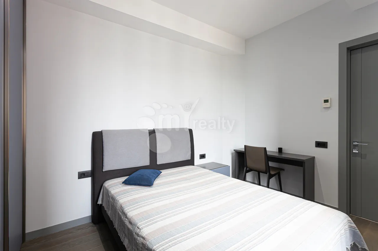 3 bedroom apartment for sale rue d'Amiryan, Center Yerevan, 161375