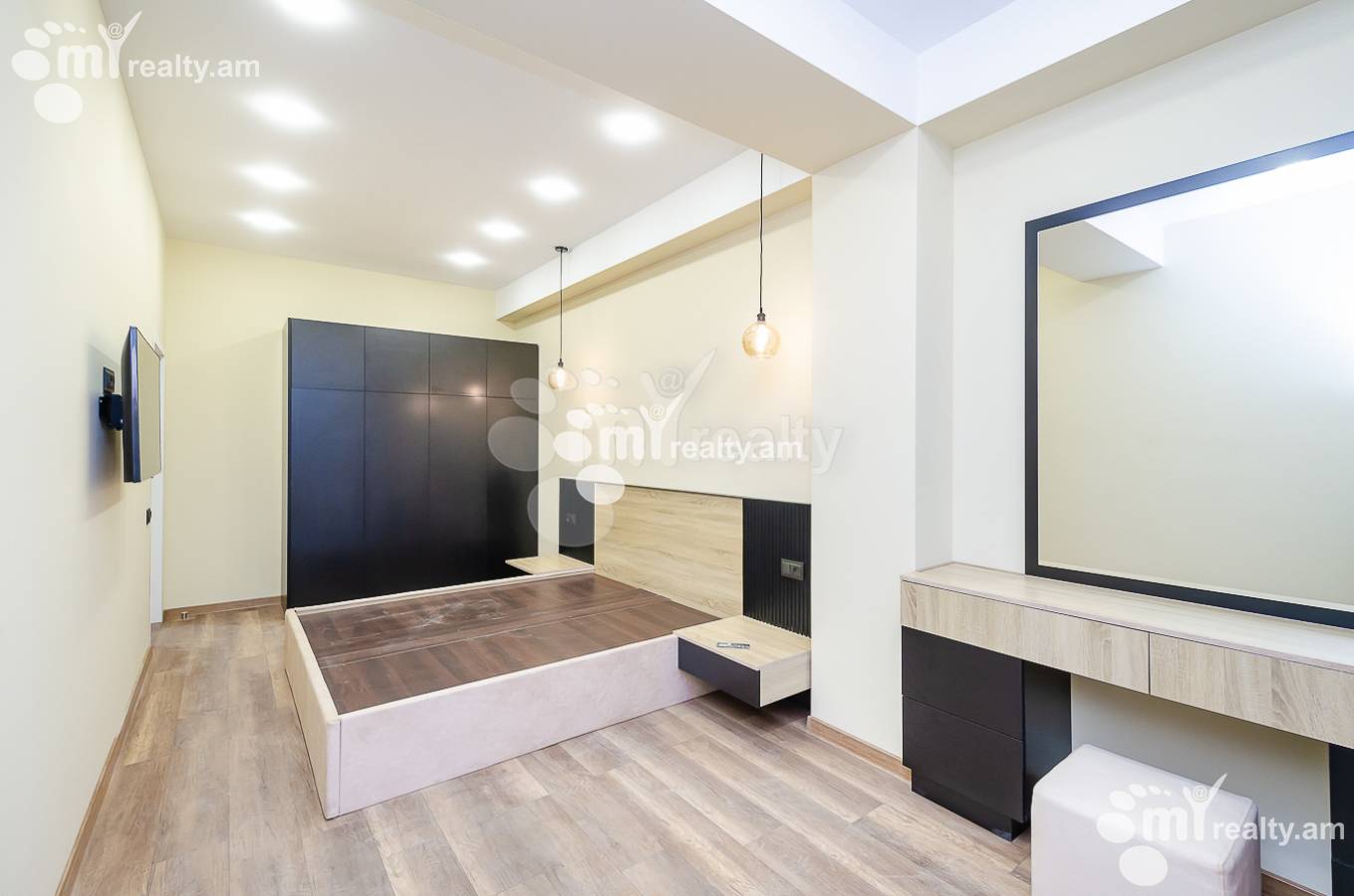 Купить 3 комнатную квартиру Микоян ул, Давташен Ереван, 143710