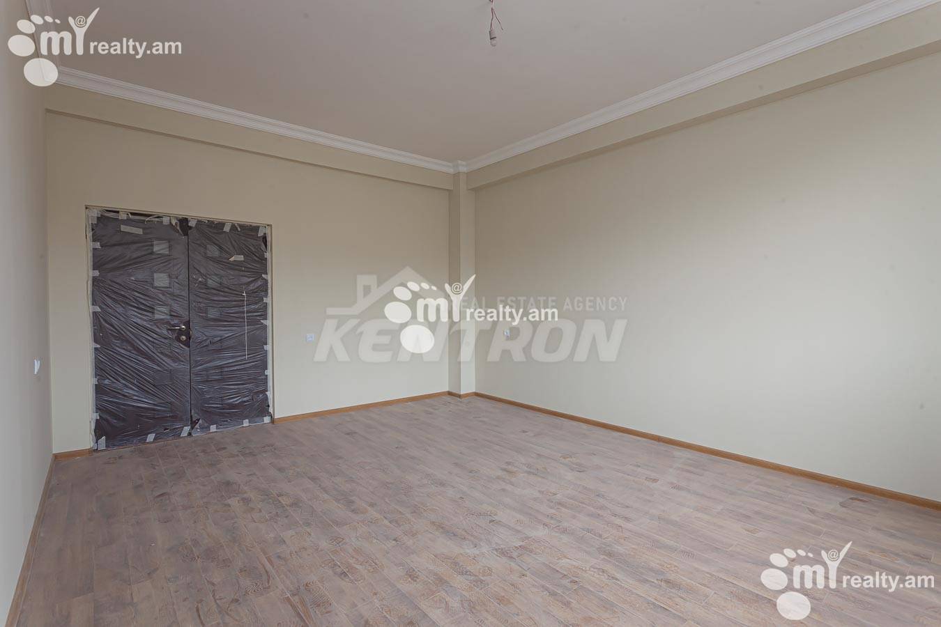 Купить 4 комнатную квартиру М․ Мелконян ул, Центр Ереван, 155072