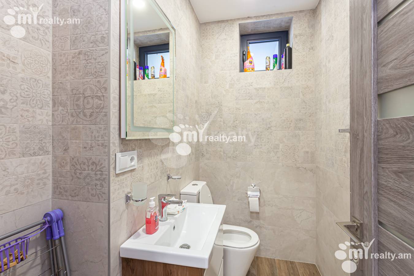3 bedroom apartment for rent Antarayin St, Center Yerevan, 151305