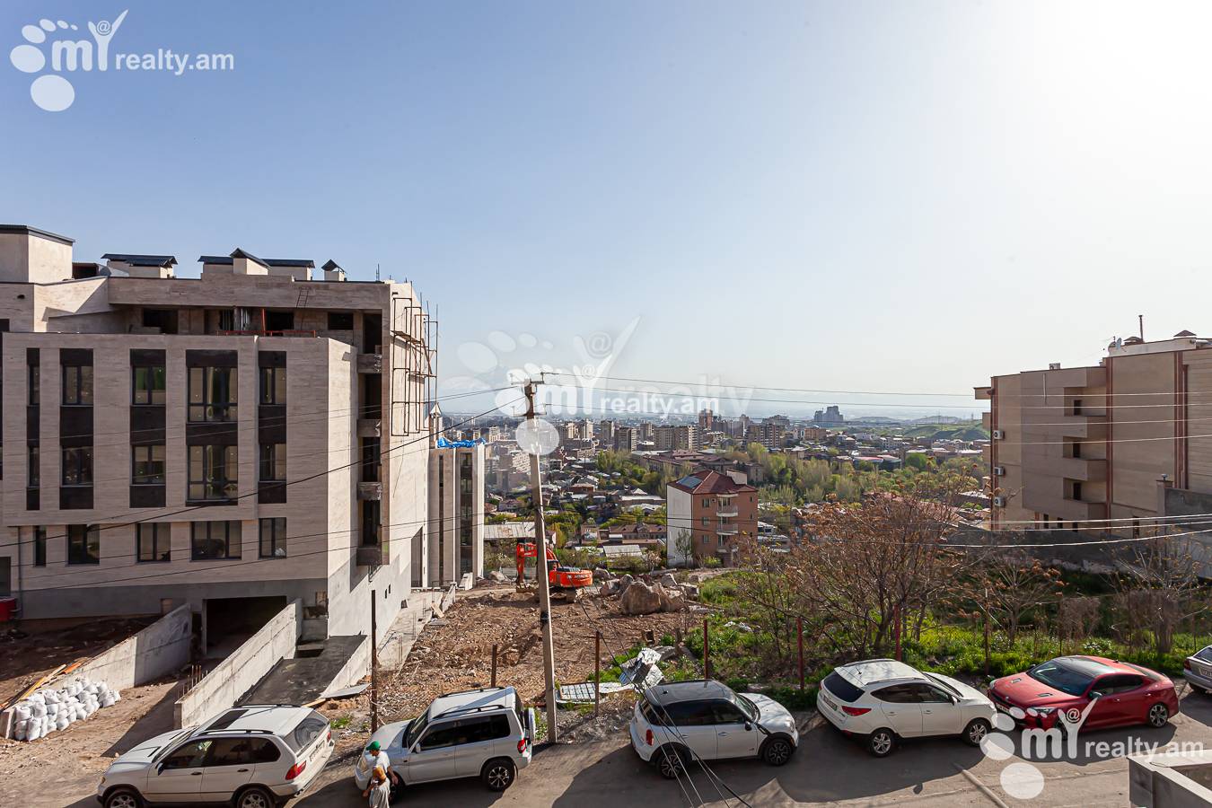 4 bedroom apartment for rent Antarayin St, Center Yerevan, 147902