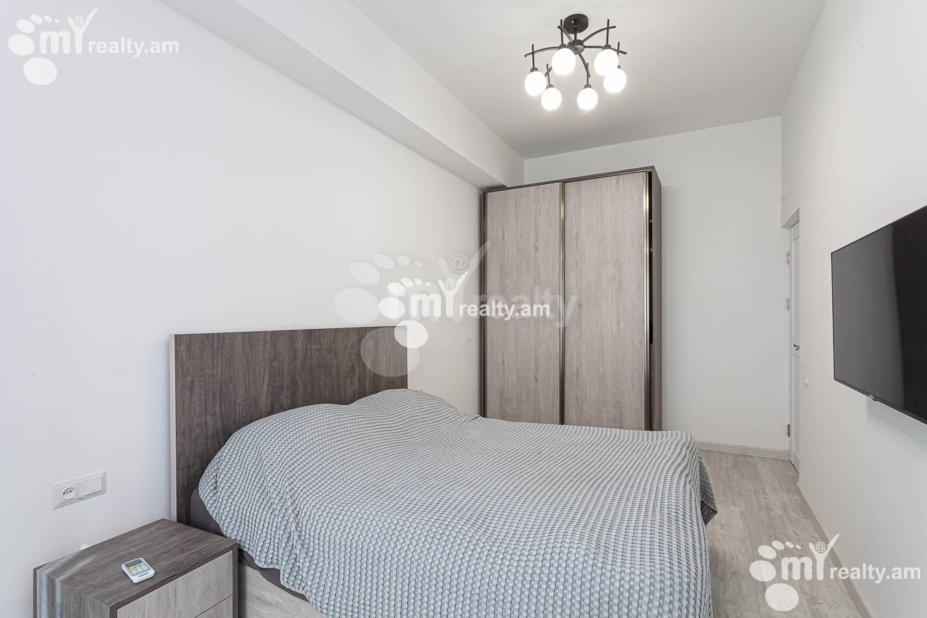 4 bedroom apartment for rent Antarayin St, Center Yerevan, 147902