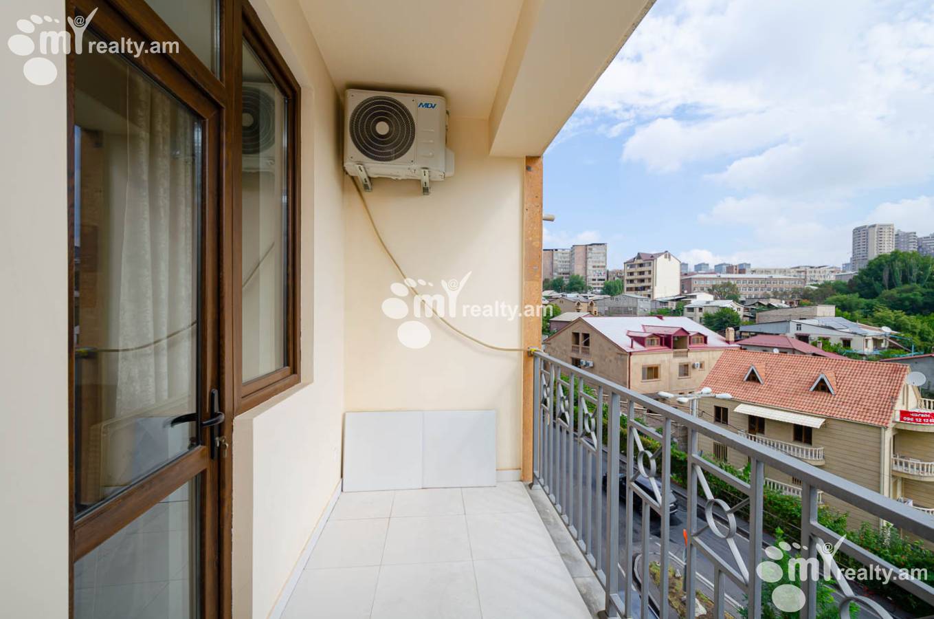 Купить 3 комнатную квартиру Арабкир 27ый ул, Арабкир Ереван, 152408