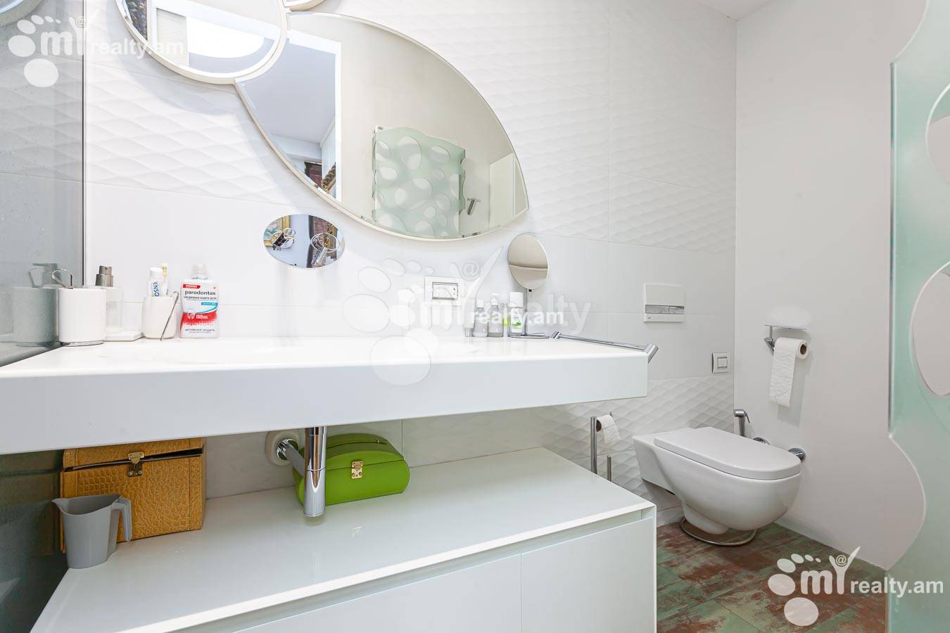 4 սենյականոց բնակարան  Տերյան փող, Կենտրոն Երևան, 155295