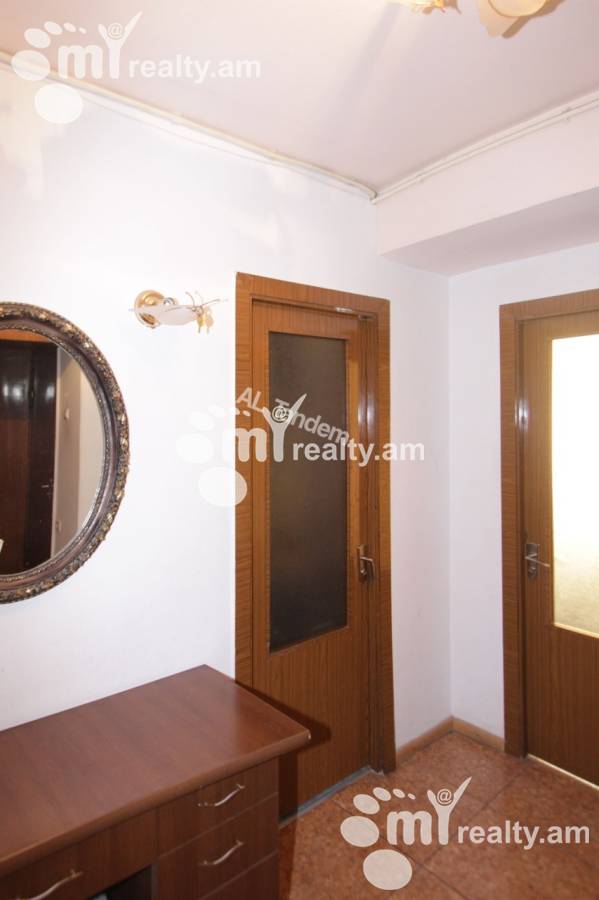 2 bedroom apartment for rent Amiryan St, Center Yerevan, 125987