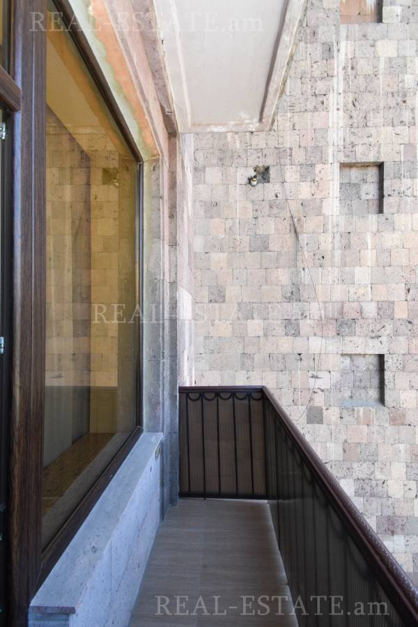 4 սենյականոց բնակարան  Կոմիտասի պող, Արաբկիր Երևան, 122871