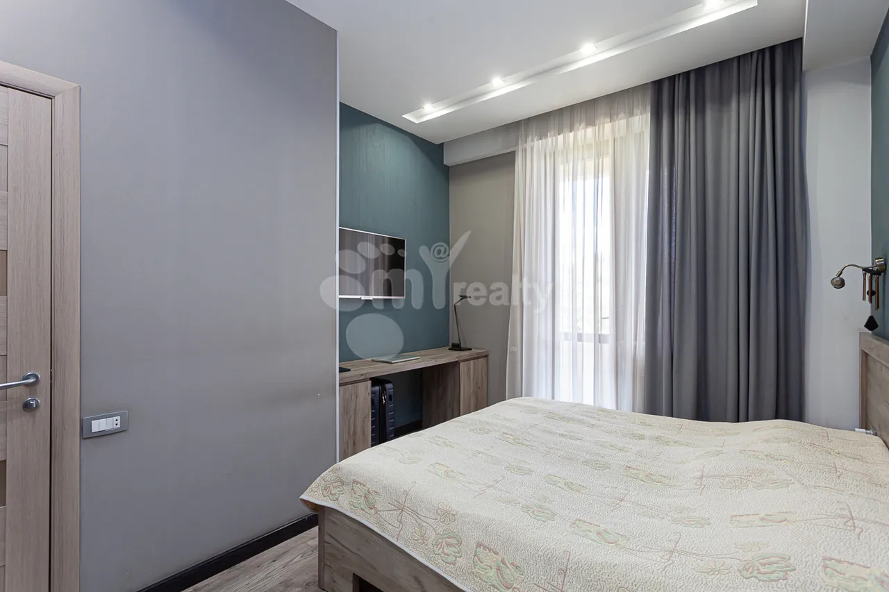 4 bedroom apartment for sale Ler. Kamsar St, Center Yerevan, 160740
