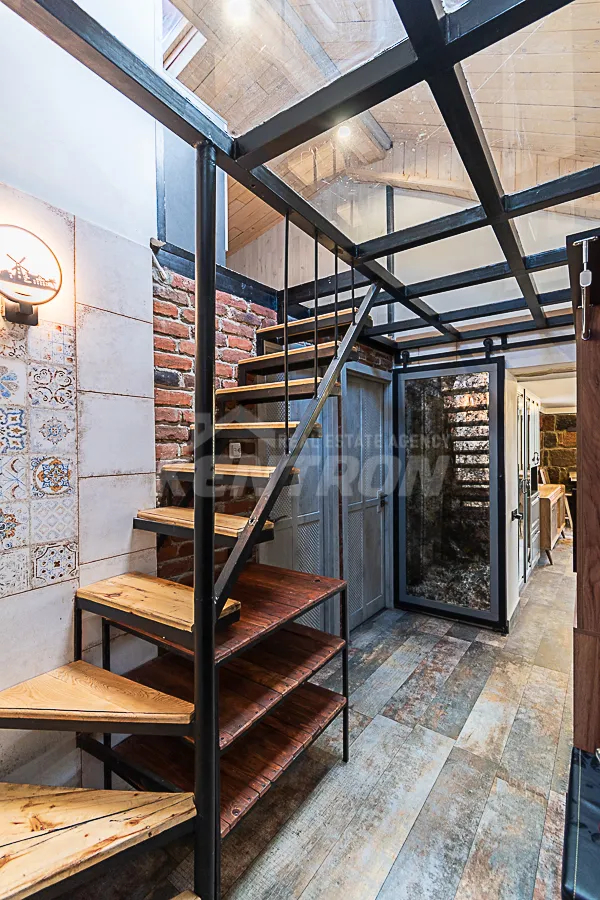 3 bedroom apartment for sale خیابان واردانانتس, مرکز شهر ایروان, 159752