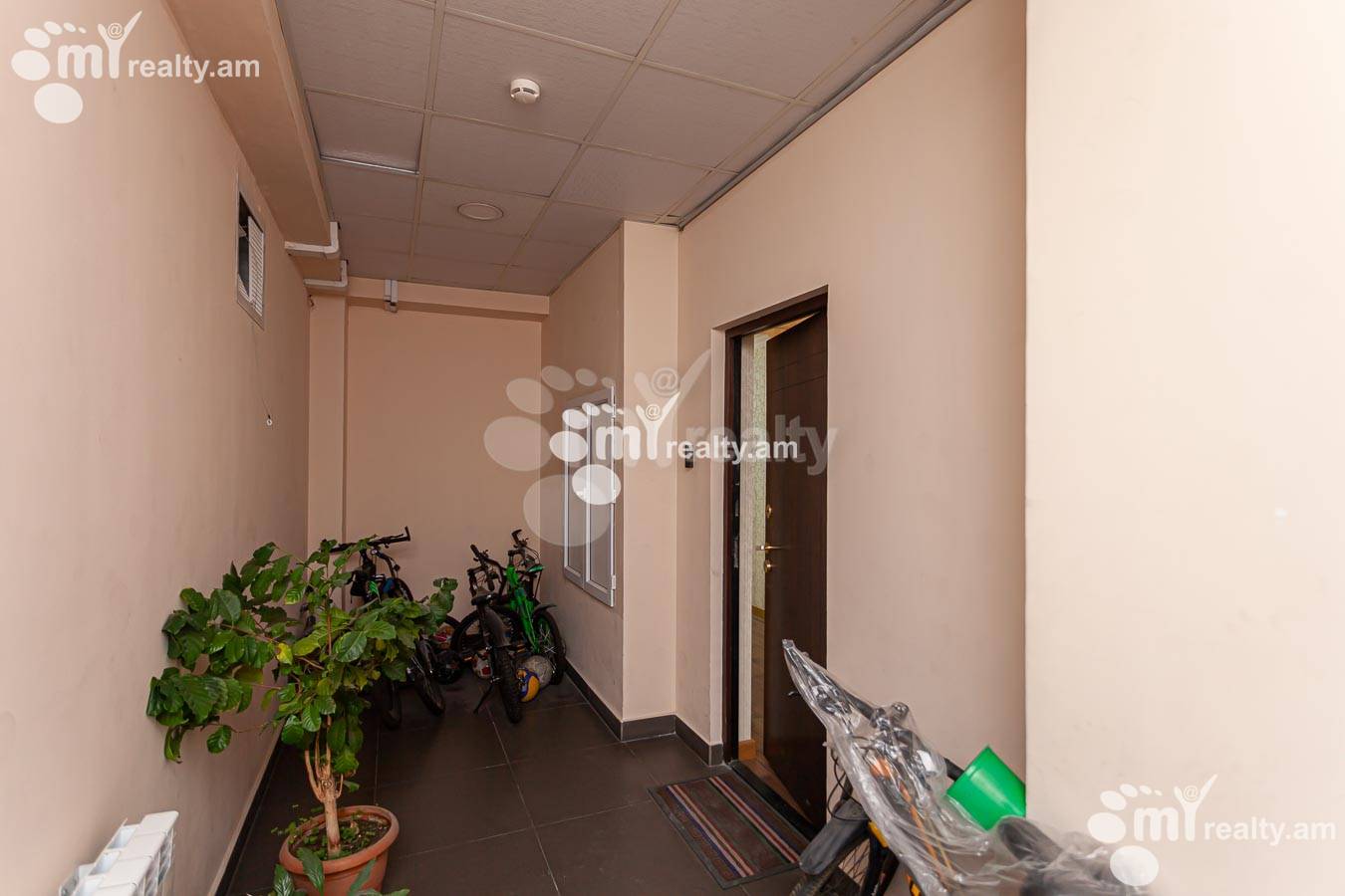 4 սենյականոց բնակարան  Սասնա Ծռեր փող., Դավթաշեն Երևան, 155027